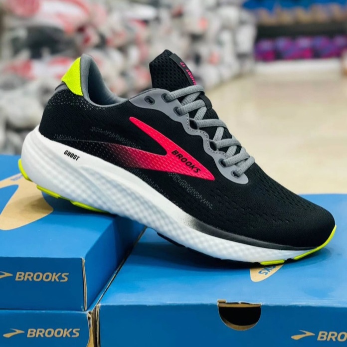 کتونی ویتنامی بروکس گاست ۱۷ اصل ویتنام وارداتی ویتنام