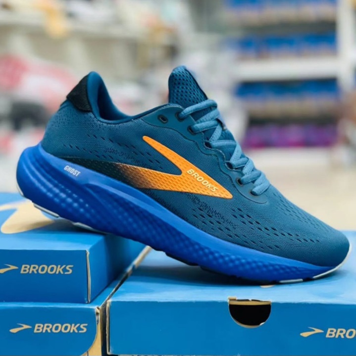 کتونی ویتنامی بروکس گاست ۱۷ اصل ویتنام وارداتی ویتنام