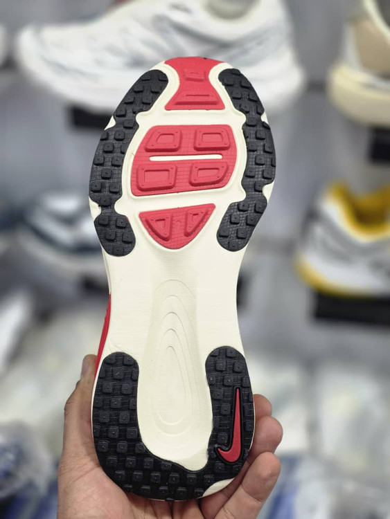 کتونی نایک ایر زوم ومرو پلاس nike zoom vemro plus