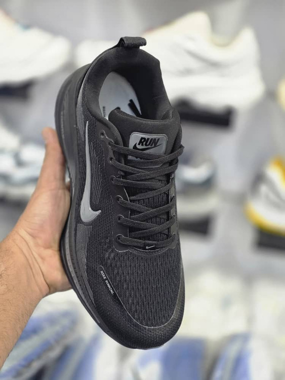 کتونی نایک ایر زوم ومرو پلاس nike zoom vemro plus