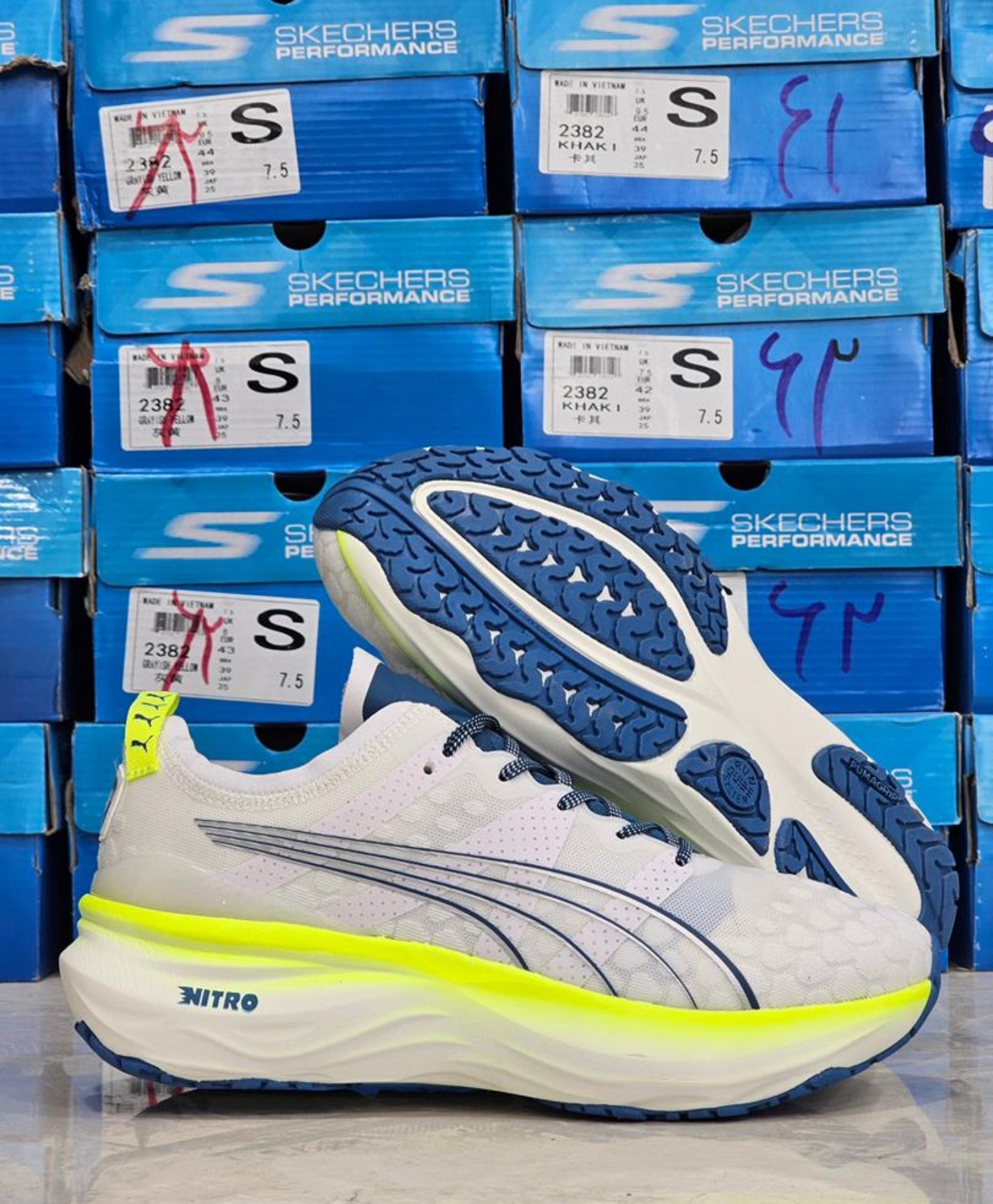 کتونی ویتنامی پوما نیترو puma nitro/3 کوالیتی A باجعبه بارکد دار سایز : 40 41 42 43 44 45 در 6 رنگ