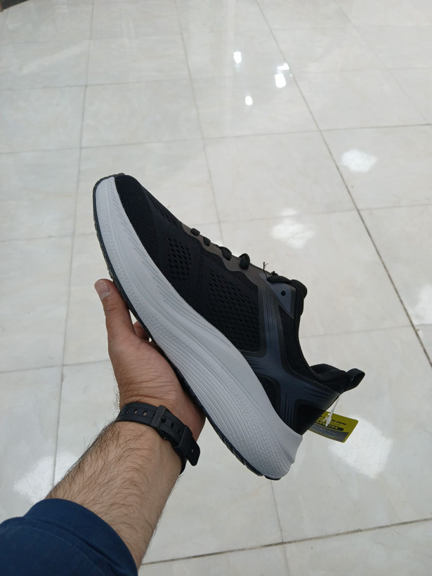 کتونی اسکیچرز سایز ۴۰ تا ۴۵ تنوع در ۴ رنگ جذاب وارداتی ویتنام .skechers max cushioning terminus sneaker