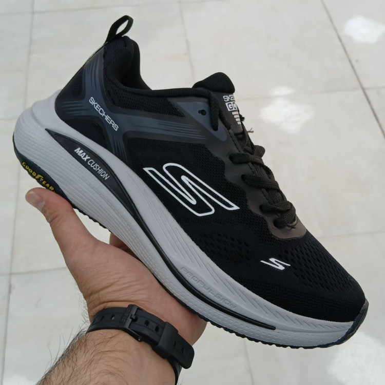 کتونی اسکیچرز سایز ۴۰ تا ۴۵ تنوع در ۴ رنگ جذاب وارداتی ویتنام .skechers max cushioning terminus sneaker