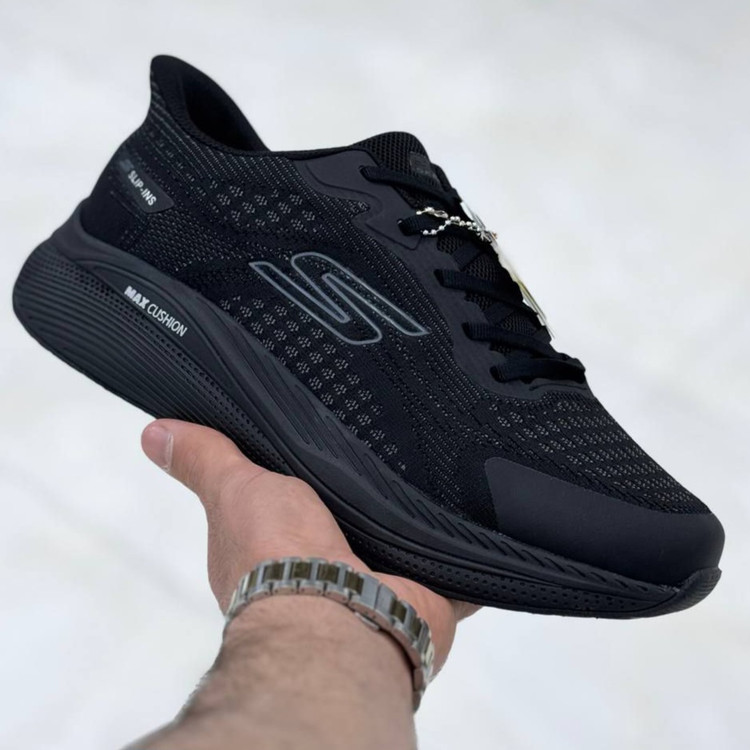 کتونی رانینگ و پیاده روی اسکیچرز / Skechers Slip Ins / اسلیپ طبی و سبک و راحت / سایز 40تا 45 / فروش بصورت عمده و تک