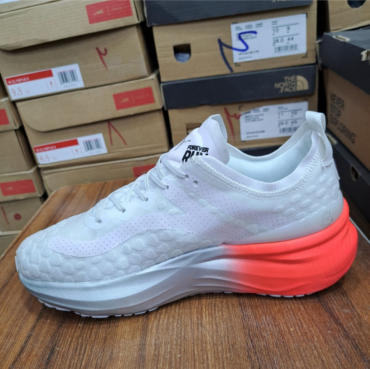 کتونی ویتنامی پوما نیترو ۳ / puma nitro 3 کوالیتی A باجعبه بارکد دار سایز 40 41 42 43 44 45