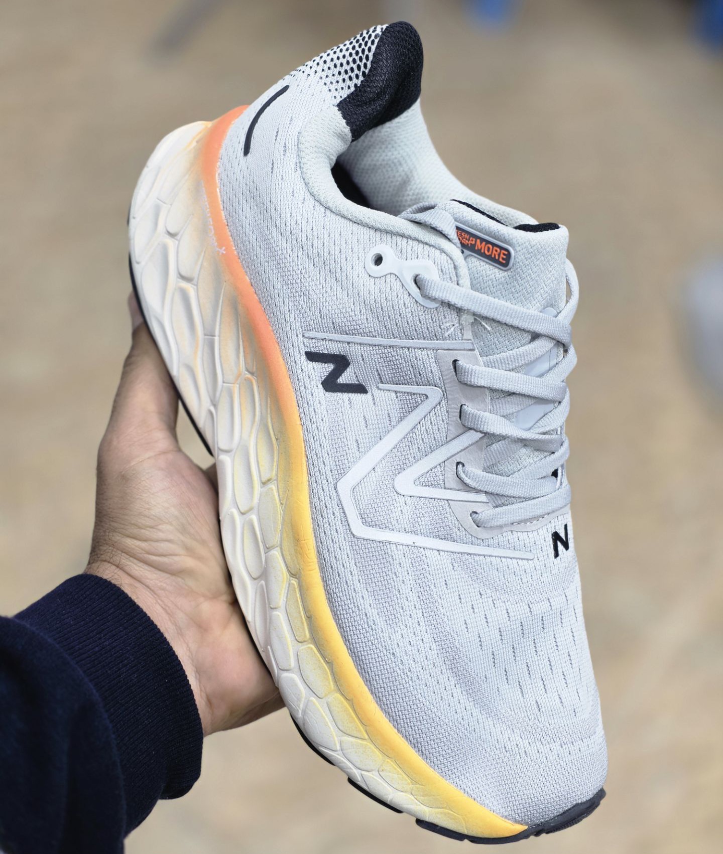 کتونی ویتنامی رانینگ و پیاده روی نیوبالانس فرش فوم newbalance fresh foam / کیفیت مستر کوالیتی A / سایز ۴۰ الی ۴۵