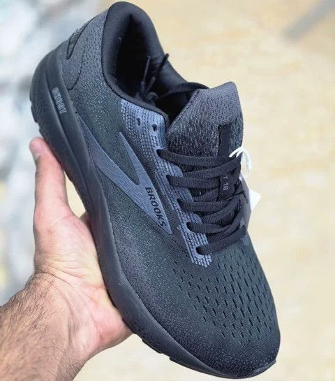 کتونی رانینگ و پیاده روی وارداتی بروکس گاست ۱۶ Brooks ghost 16 / اصل ویتنام / سایز ۴۰ ۴۱ ۴۲ ۴۳ ۴۴ ۴۵