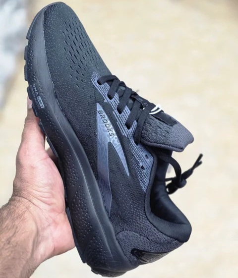 کتونی رانینگ و پیاده روی وارداتی بروکس گاست ۱۶ Brooks ghost 16 / اصل ویتنام / سایز ۴۰ ۴۱ ۴۲ ۴۳ ۴۴ ۴۵