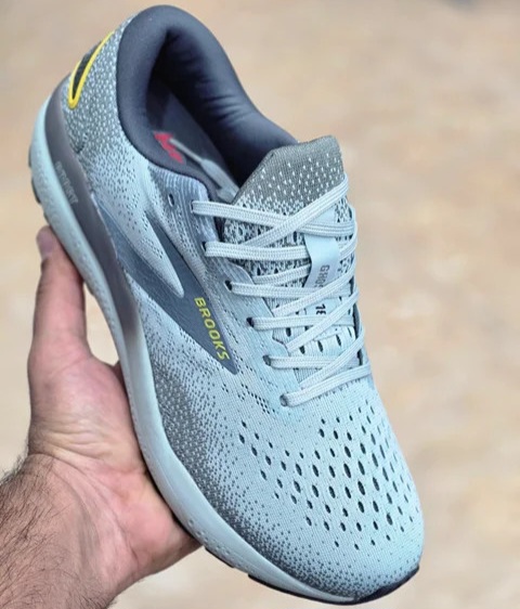 کتونی رانینگ و پیاده روی وارداتی بروکس گاست ۱۶ Brooks ghost 16 / اصل ویتنام / سایز ۴۰ ۴۱ ۴۲ ۴۳ ۴۴ ۴۵