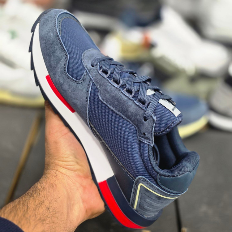 کتونی ویتنامی خروس نشان le coq sportif / ساخت ویتنام کیفیت مستر / سایز ۴۰ الی ۴۵