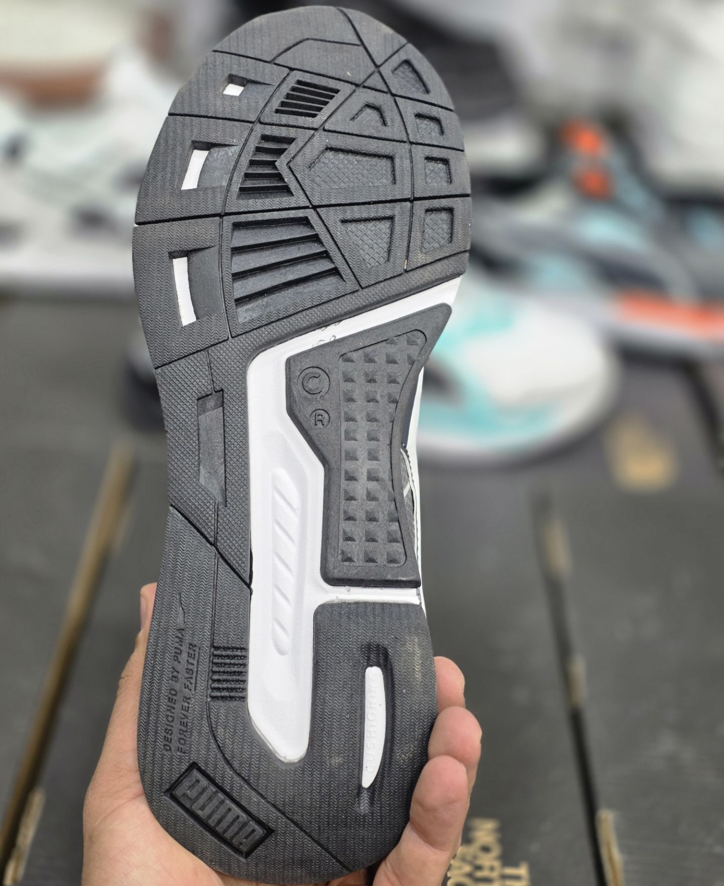 کتونی اسپرت پوما اسمش / PUMA / اصل ویتنام کیفیت مستر / سایز ۴۰ الی ۴۵