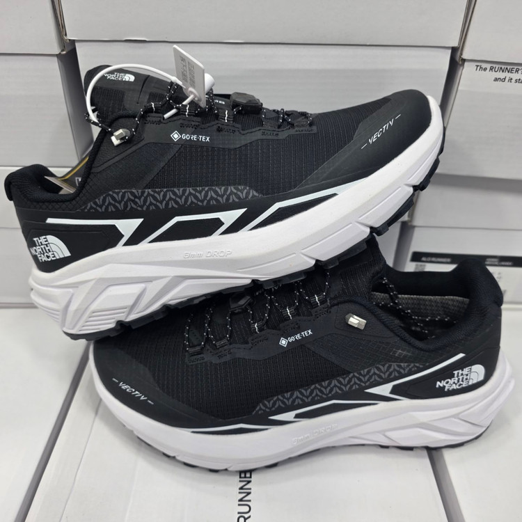 کتونی تریل رانینگ ویتنام نورث فیث the north face / ضد آب و گورتکس / زیره ویبرام / طبیعتگردی و شهری / ضمانت کیفیت کالا / سایز ۴۰ الی ۴۵
