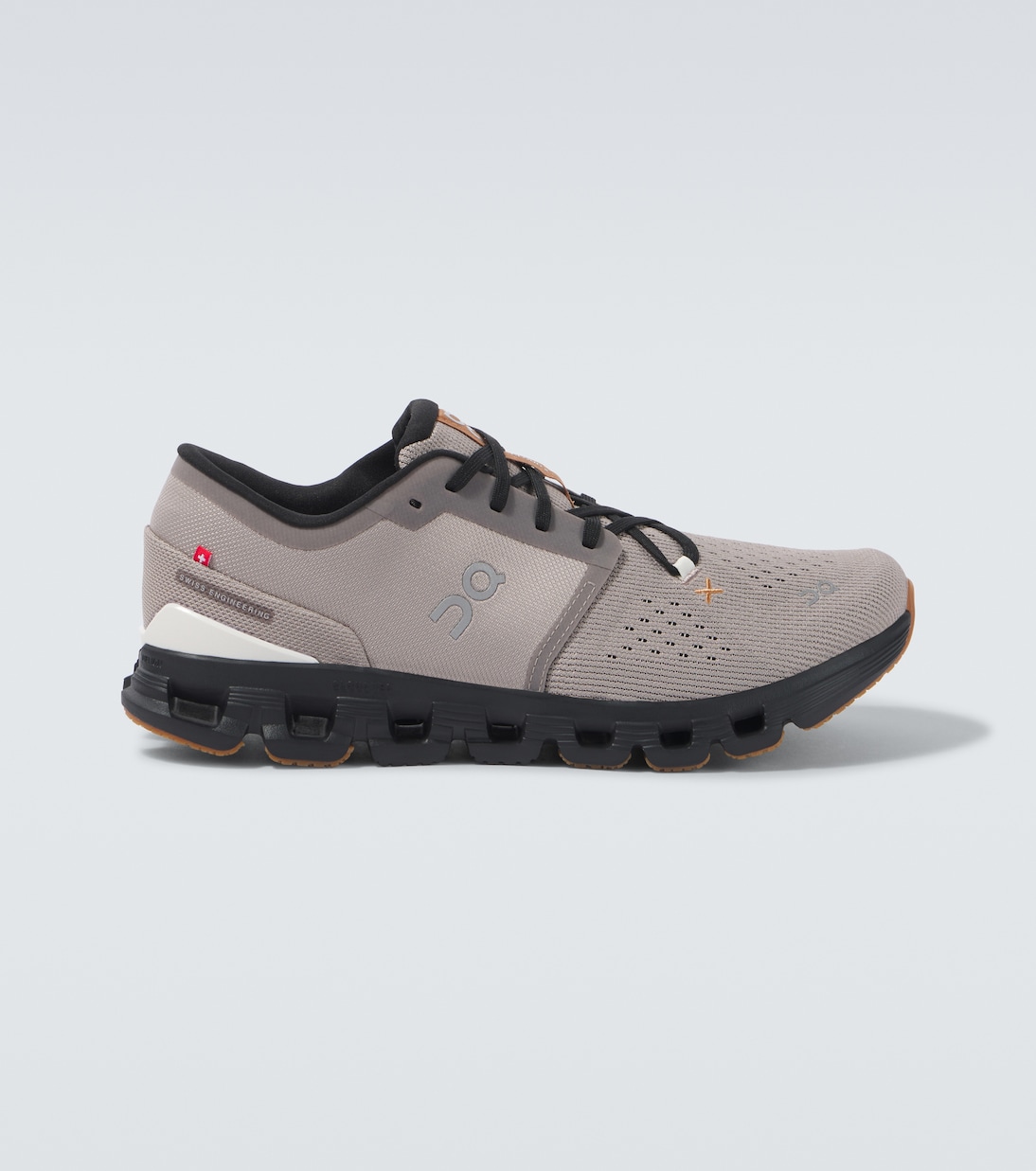 کتونی آن رانینگ مدل On Running X 4 کیوسی درچندین رنگ با جعبه بارکددار سایز:40تا 45