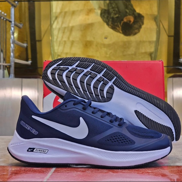 کتونی زنانه و مردانه رانینگ گاید guide 10 / تولید ویتنام / وارداتی / سایز ۳۷ تا ۴۵ / nike guide 10