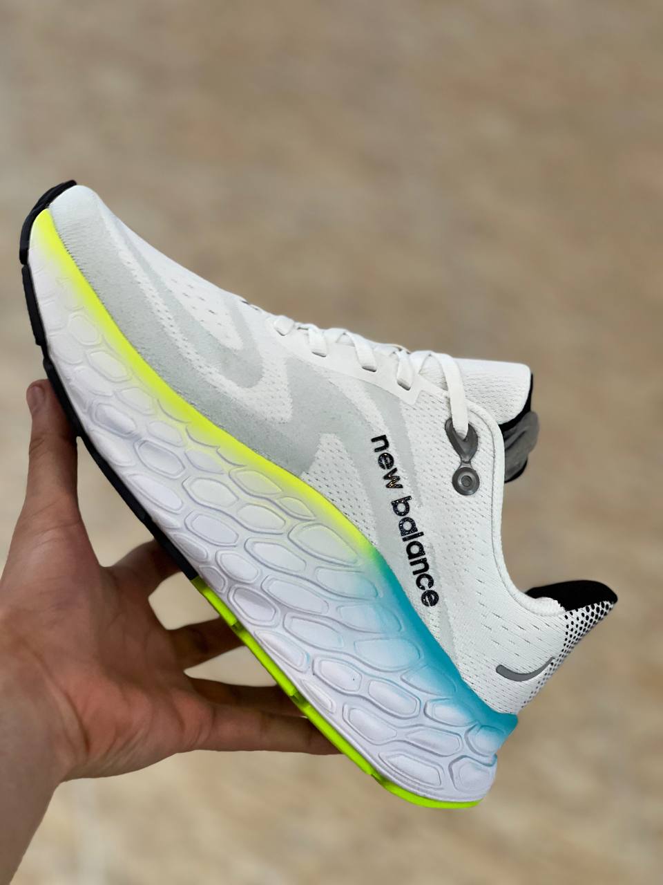 کتونی نیوبالانس فرش فوم تریل وی 4 | New Balance Fresh Foam X More v4 | - 4