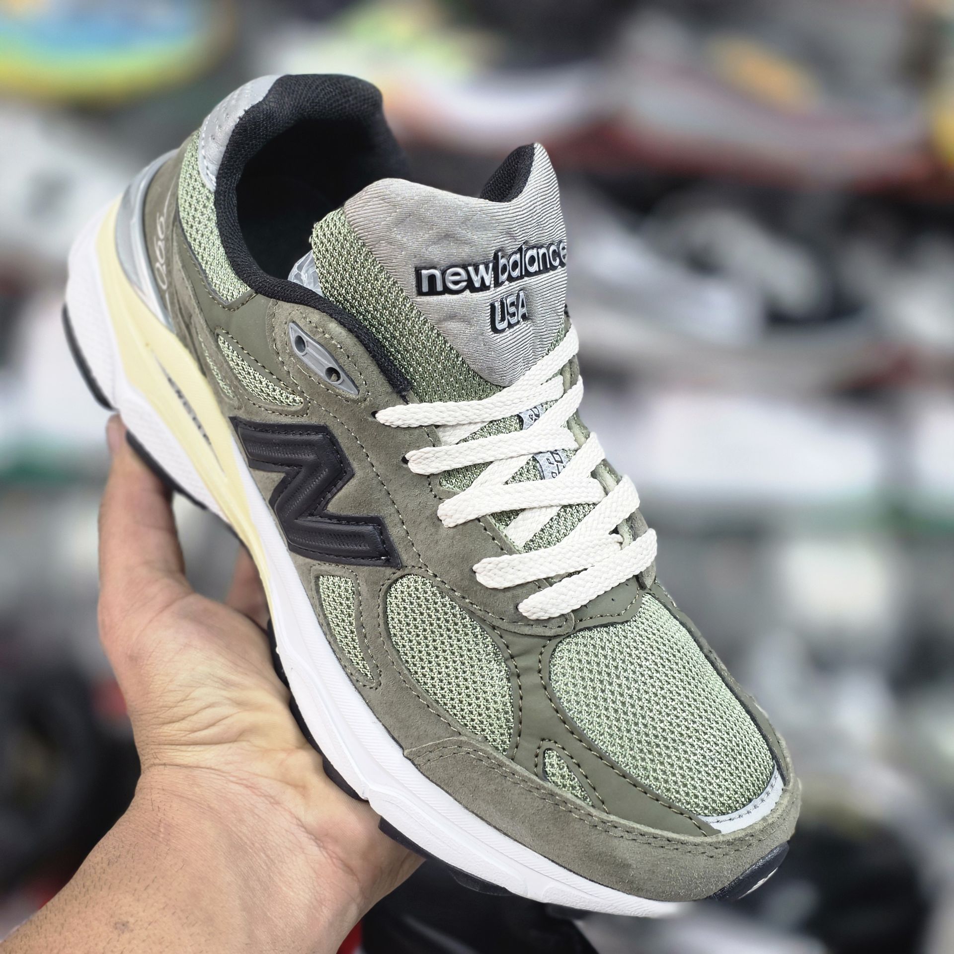 کتونی نیوبالانس ۹۹۰ / مستر کوالیتی A / سایز ۴۰ تا ۴۵ / Newbalance 990 v3