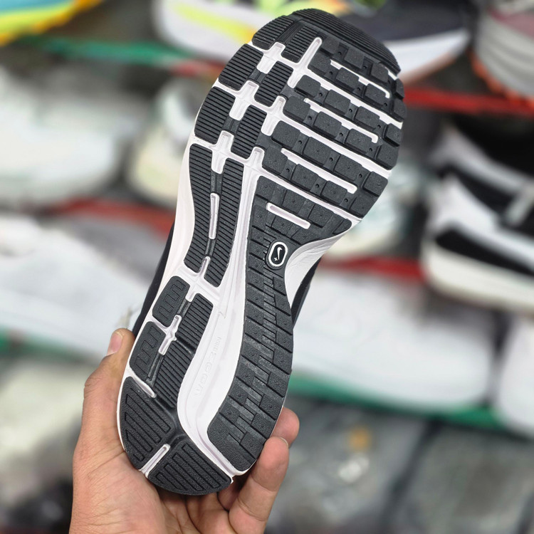 کفش اسپرت ساق دار نایک ایر nike air relentless 26/ اصل ویتنام / کیفیت مستر کوالیتی / nike Air