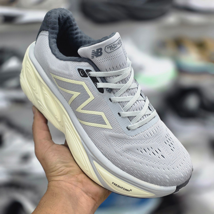 کتونی ویتنامی رانینگ و پیاده روی نیوبالانس فرش فوم newbalance fresh foam / کیفیت مستر کوالیتی A / سایز ۴۰ الی ۴۵