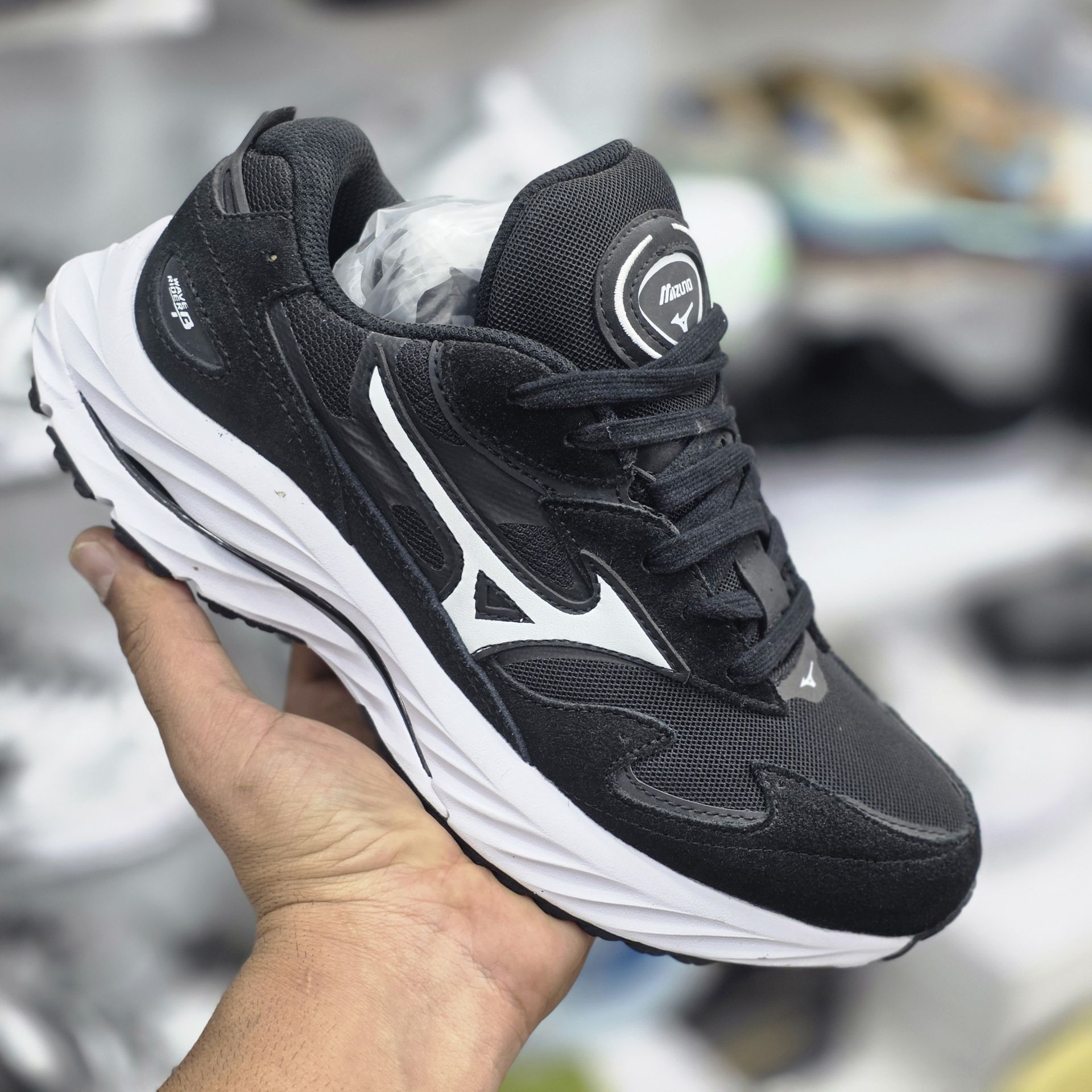 کتونی رانینگ و پیاده روی میزانو ویو رایدر Mizuno wave rider