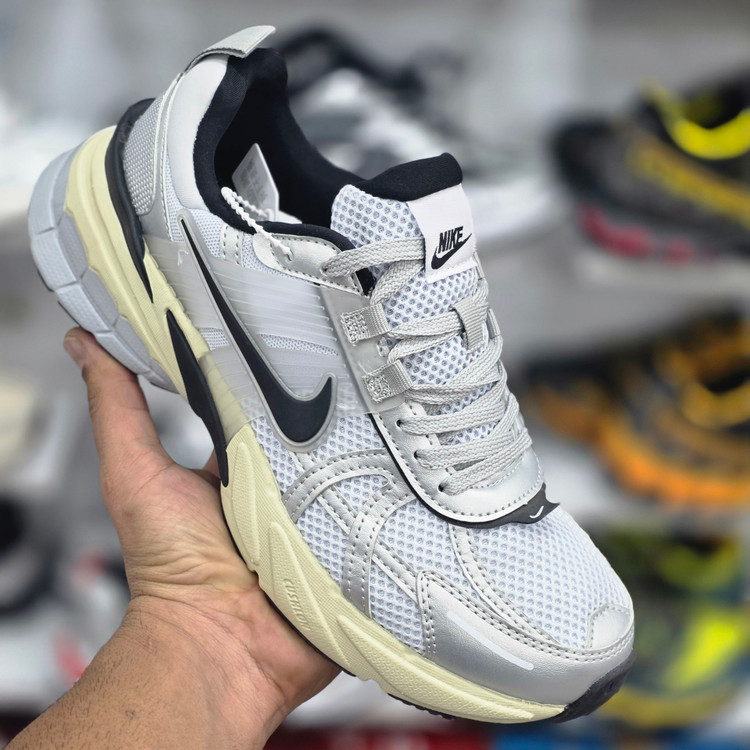 کتونی ویتنامی نایک کشلون وی تو کی | وارداتی ویتنام | باجعبه Nike V2k Run سایز بندی کامل 40 تا 45