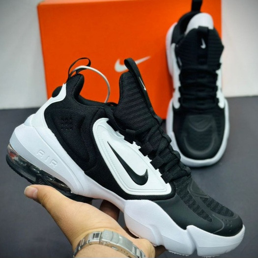 کتونی نایک ایرمکس آلفا ساواج سایز ۴۰ تا ۴۵ فروش بصورت عمده و تک . Nike air max alpha savage
