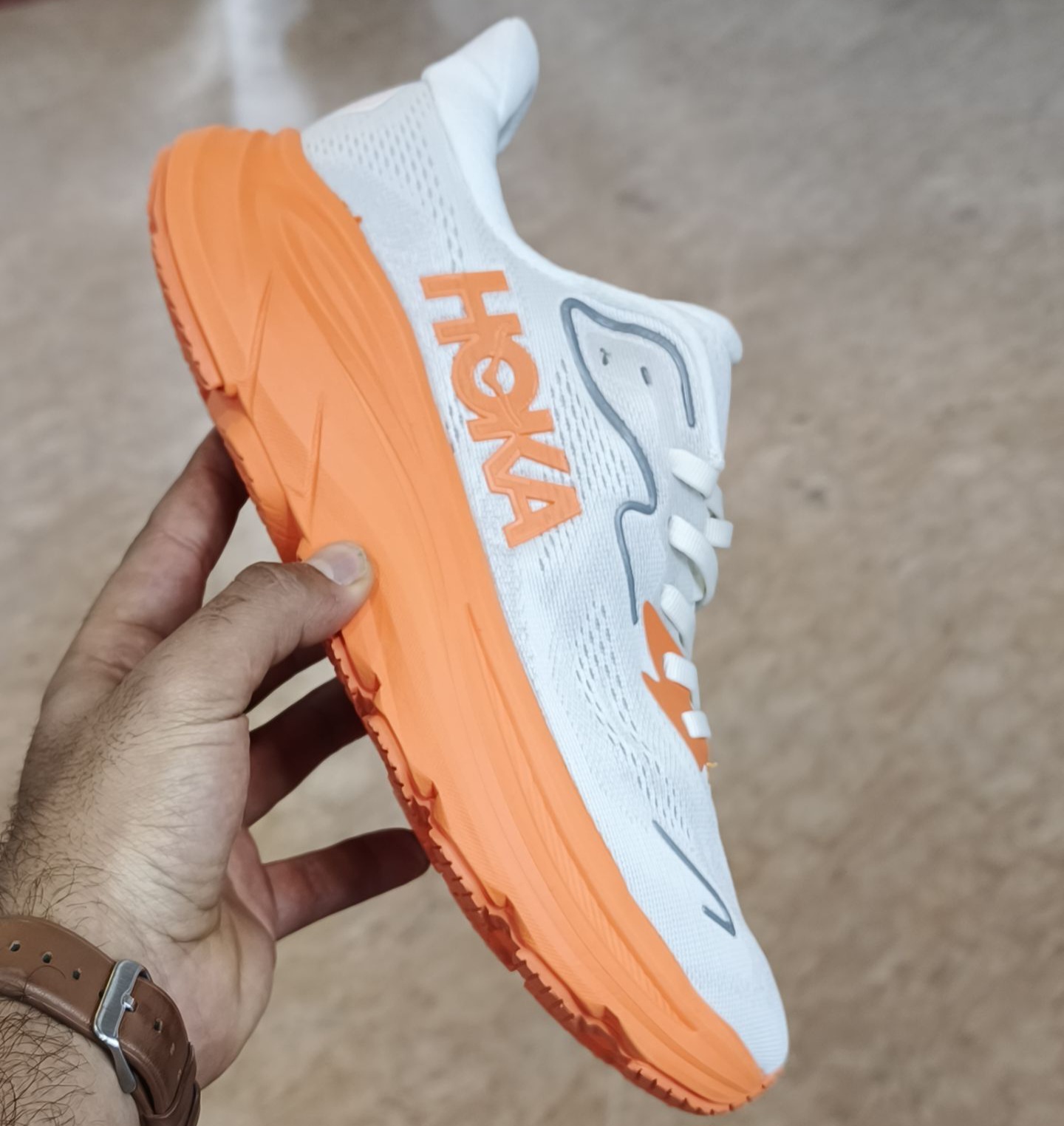 کتونی هوکا کلیفتون ۱۰ hoka cilifton 10 / وارداتی ویتنام کیفیت مستر / سایز ۴۰ الی ۴۵