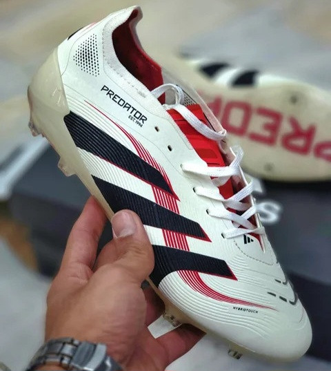 کفش فوتبال استوک دار چمنی آدیداس پردیتور الیت میخی Adidas Predator Elite AG / ساخت ویتنام / سایز۴۰ الی ۴۵ / فروش تکی و عمده / ضمانت و کیفیت کالا