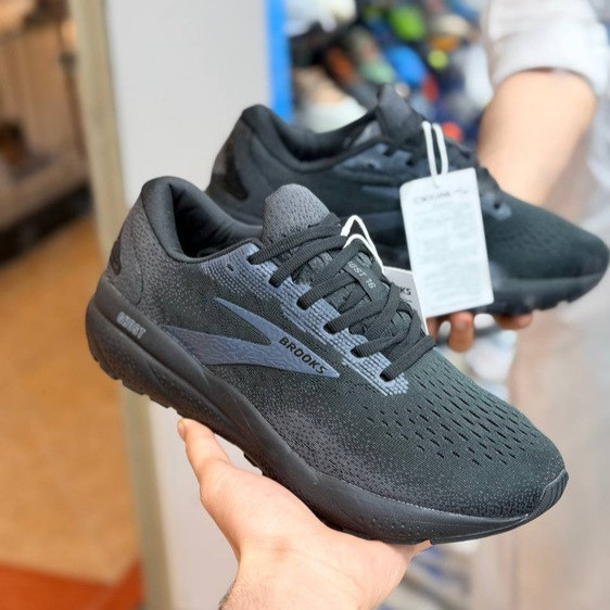 کتونی رانینگ و پیاده روی وارداتی بروکس گاست ۱۶ Brooks ghost 16 / اصل ویتنام / سایز ۴۰ ۴۱ ۴۲ ۴۳ ۴۴ ۴۵