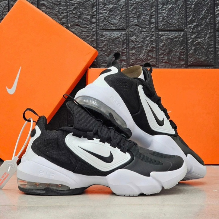 کتونی نایک ایرمکس آلفا ساواج سایز ۴۰ تا ۴۵ فروش بصورت عمده و تک . Nike air max alpha savage