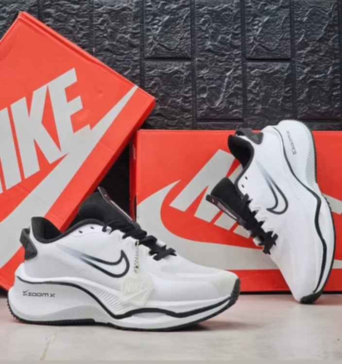نایک زنانه زوم ایکس / اصل ویتنام / راحت و با دوام بالا / nike zoom x / سایز 37 38 39 40