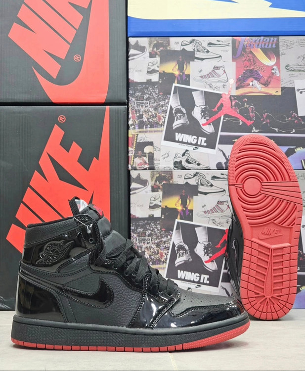 کتونی مردانه نایک ایر جردن وان / وارداتی ویتنام / سایز ۴۰ تا ۴۵ / فروش بصورت عمده و تک / Nike Air Jordan 1 Low Vietnam