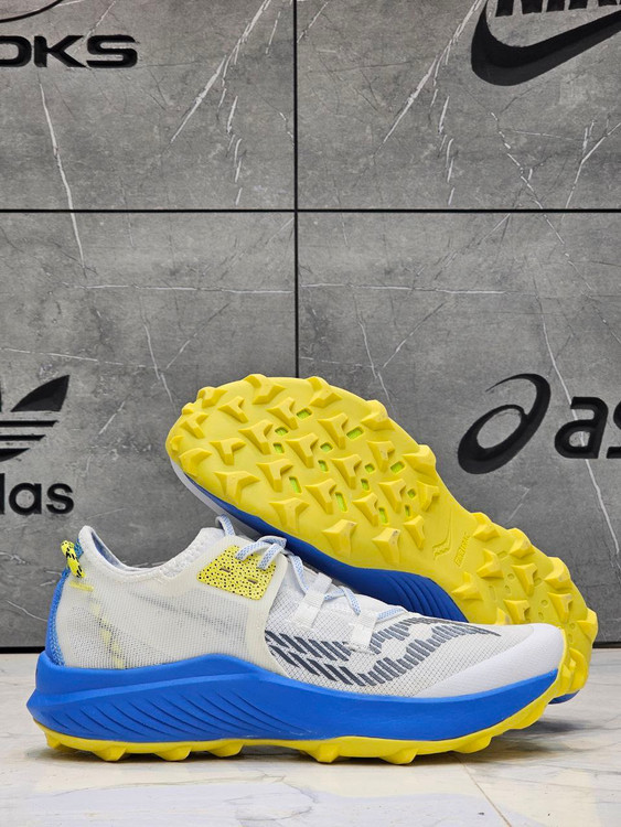 کتونی ویتنامی تراکینگ ساکونی اندورفین ریفت saucony endorphin rift / ضمانت کیفیت کالا / تک و عمده / سایز ۴۰ الی ۴۵