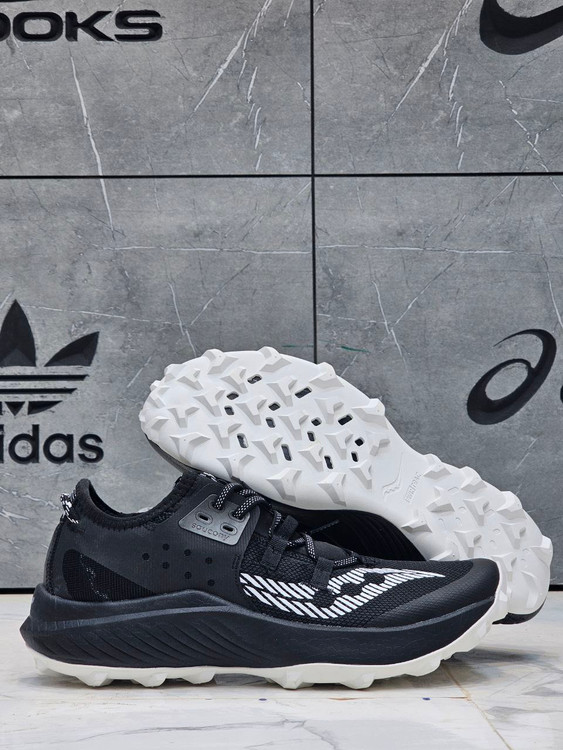 کتونی ویتنامی تراکینگ ساکونی اندورفین ریفت saucony endorphin rift / ضمانت کیفیت کالا / تک و عمده / سایز ۴۰ الی ۴۵
