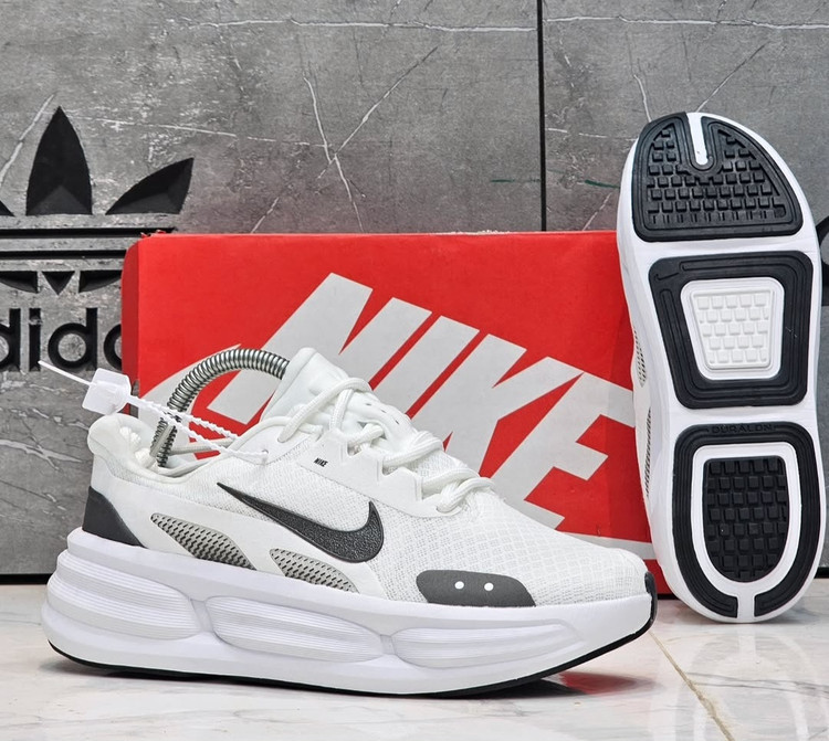 کتونی رانینگ وپیاده روی نایک کامفورت nike comfort / ضمانت ویتنامی و کیفیت / سایز ۴۰ لی ۴۵ / فروش بصورت عمده و تک