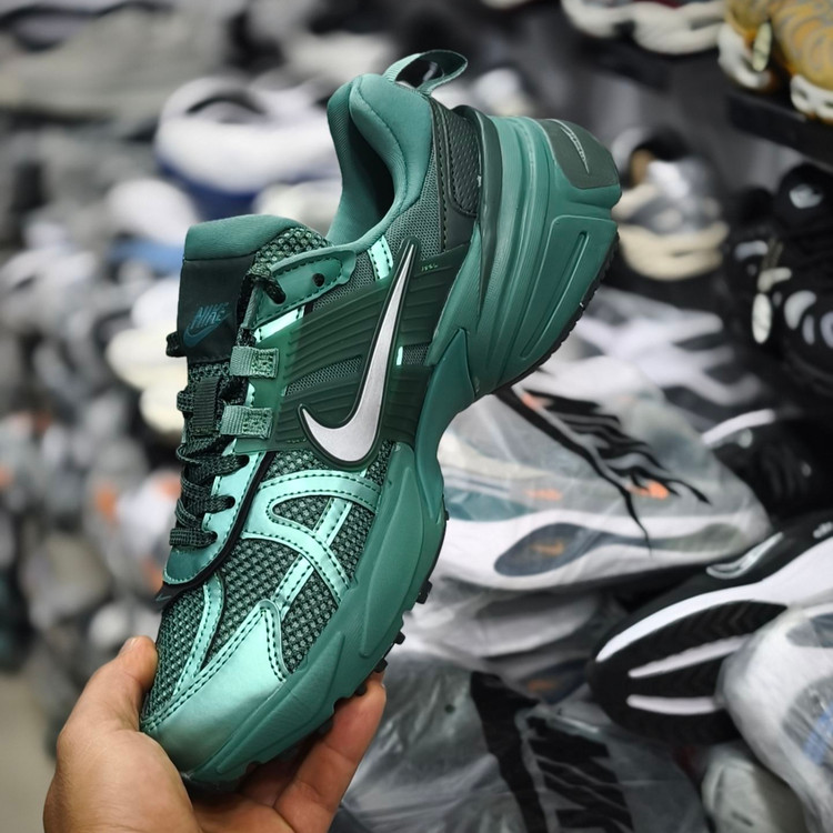کتونی ویتنامی نایک کشلون وی تو کی | وارداتی ویتنام | باجعبه Nike V2k Run سایز بندی کامل 40 تا 45