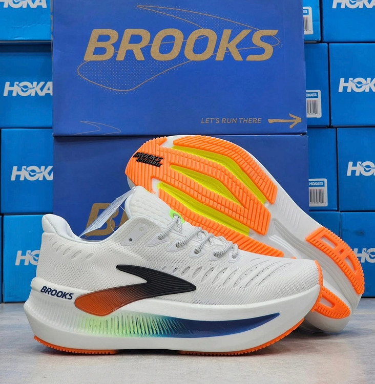 کتونی پیاده روی و رانینگ بروکس گلیسیرین مکس ۲ Brooks Glyceri max 2 / ضمانت کیفیت / جعبه و بارکد دار / سایز ۴۰ ۴۱ ۴۲ ۴۳ ۴۴ ۴۵