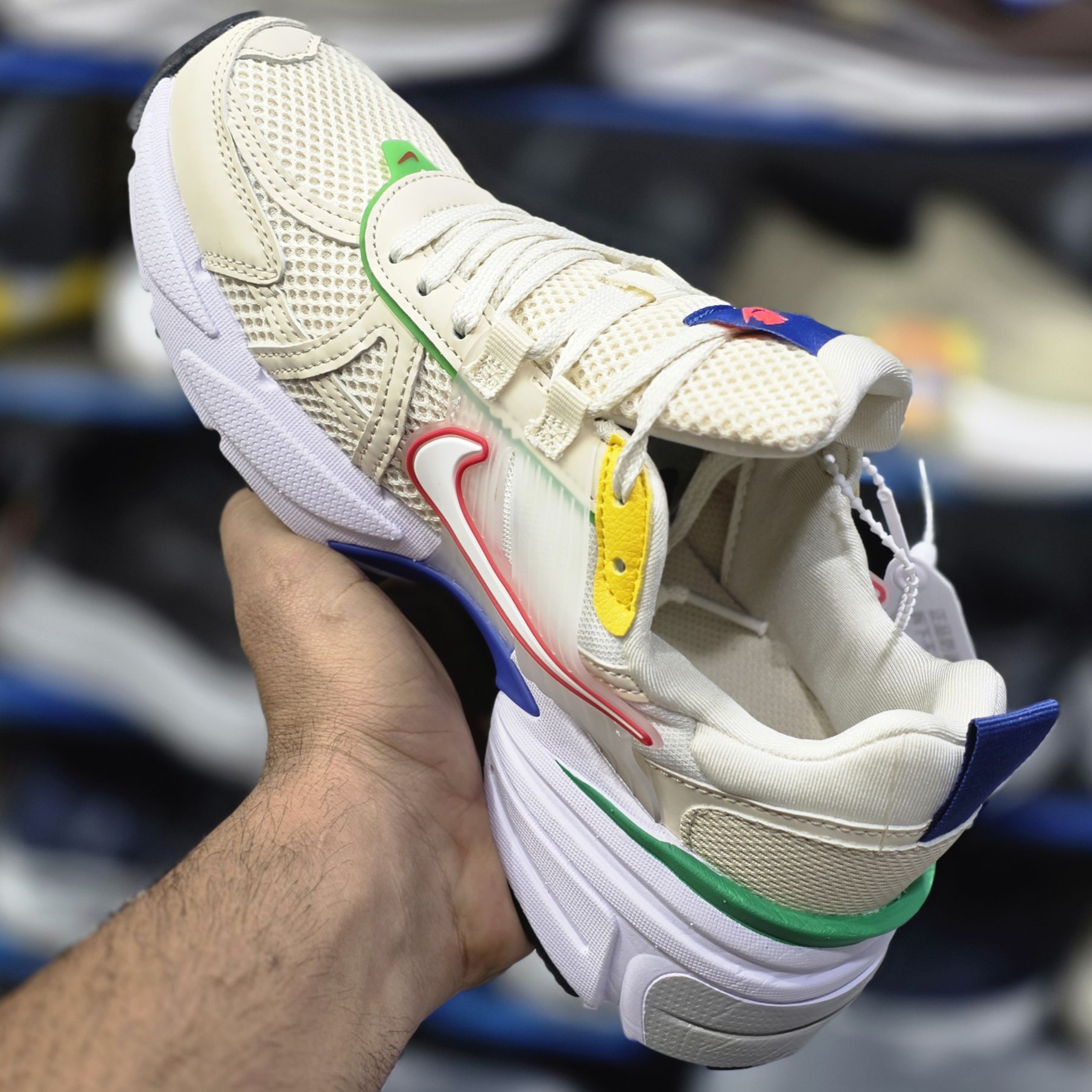کتونی ویتنامی زنانه نایک کشلون وی تو کی | وارداتی ویتنام | باجعبه Nike V2k Run سایز بندی کامل 37 تا 40
