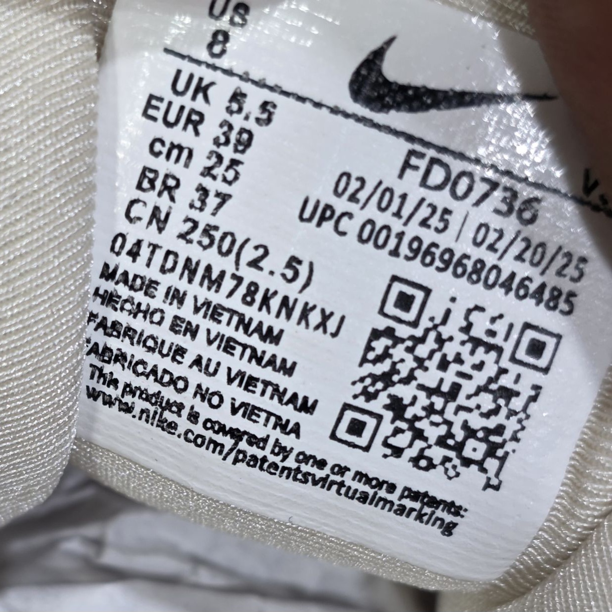 کتونی ویتنامی زنانه نایک کشلون وی تو کی | وارداتی ویتنام | باجعبه Nike V2k Run سایز بندی کامل 37 تا 40