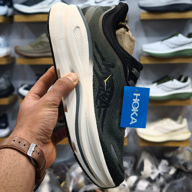 کتونی رانینگ و پیاده روی هوکا باندی ۹ hoka bondi 9 کیفیت مستر سایز بندی ۴۰ تا ۴۵