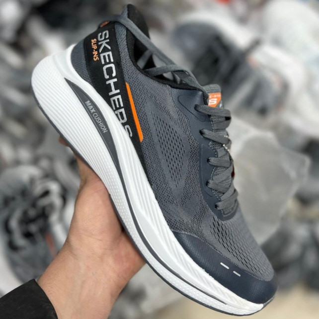 کتونی رانینگ و پیاده روی اسکیچرز / Skechers Slip Ins / اسلیپ طبی و سبک و راحت / سایز 40 تا 45 / فروش بصورت عمده و تک
