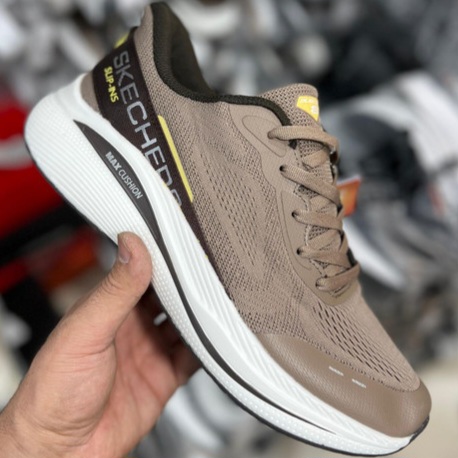 کتونی رانینگ و پیاده روی اسکیچرز / Skechers Slip Ins / اسلیپ طبی و سبک و راحت / سایز 40 تا 45 / فروش بصورت عمده و تک