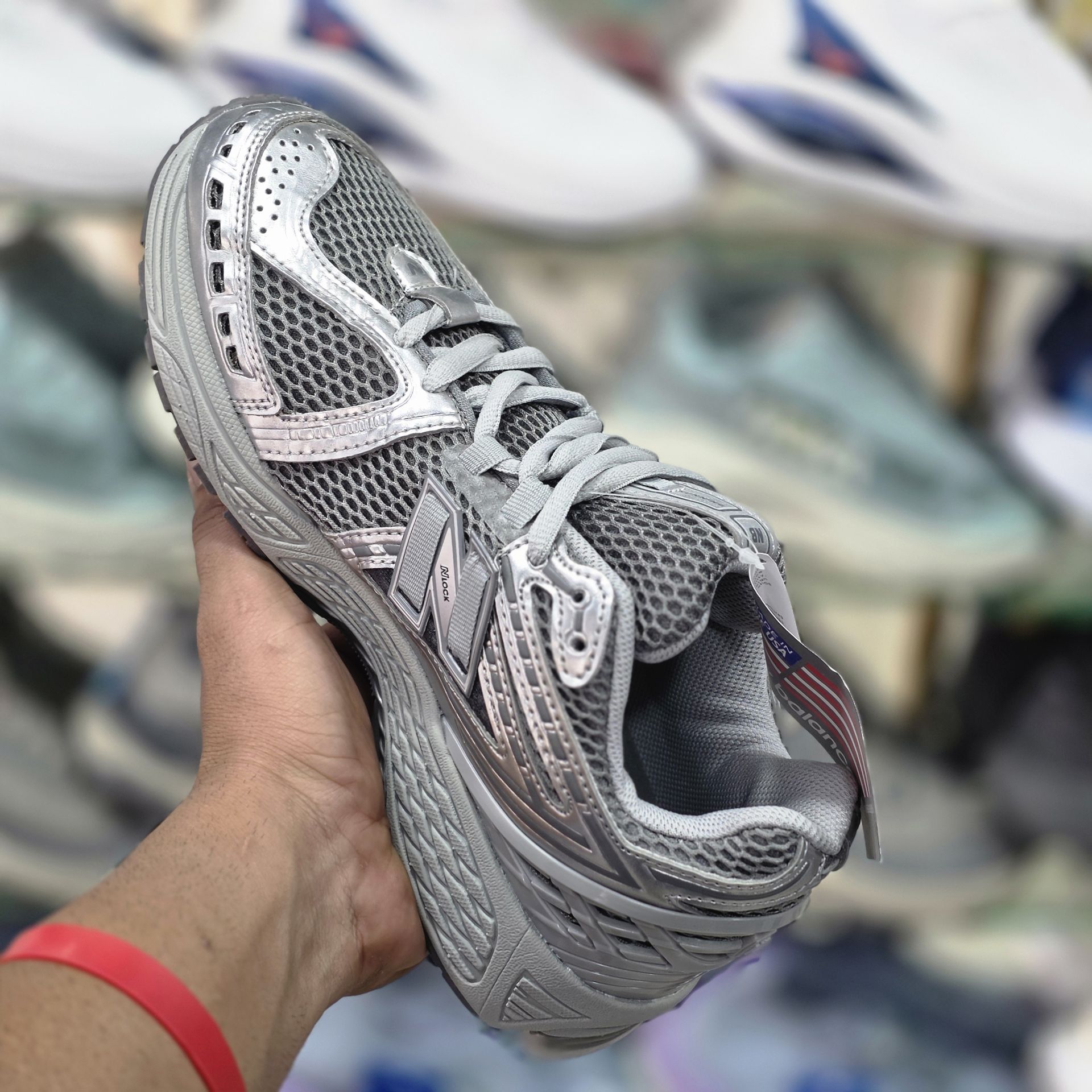 کفش نیوبالانس ۱۹۰۶ / Newbalance 1906 / سایز۴۰ الی ۴۵ / ساخت ویتنام / فروش بصورت عمده و تک / ضمانت کالا