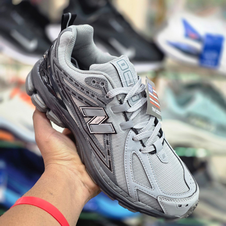 کفش نیوبالانس ۱۹۰۶ / Newbalance 1906 / سایز۴۰ الی ۴۵ / ساخت ویتنام / فروش بصورت عمده و تک / ضمانت کالا