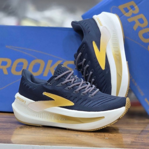 کتونی پیاده روی و رانینگ بروکس گلیسیرین مکس ۲ Brooks Glyceri max 2 / ضمانت کیفیت / جعبه و بارکد دار / سایز ۴۰ ۴۱ ۴۲ ۴۳ ۴۴ ۴۵