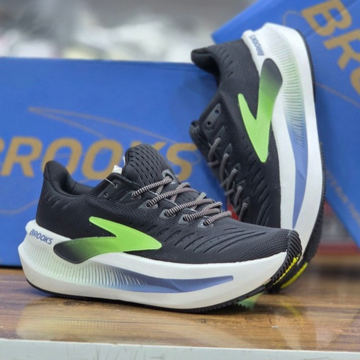 کتونی پیاده روی و رانینگ بروکس گلیسیرین مکس ۲ Brooks Glyceri max 2 / ضمانت کیفیت / جعبه و بارکد دار / سایز ۴۰ ۴۱ ۴۲ ۴۳ ۴۴ ۴۵