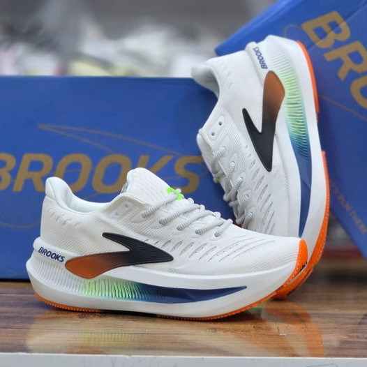 کتونی پیاده روی و رانینگ بروکس گلیسیرین مکس ۲ Brooks Glyceri max 2 / ضمانت کیفیت / جعبه و بارکد دار / سایز ۴۰ ۴۱ ۴۲ ۴۳ ۴۴ ۴۵