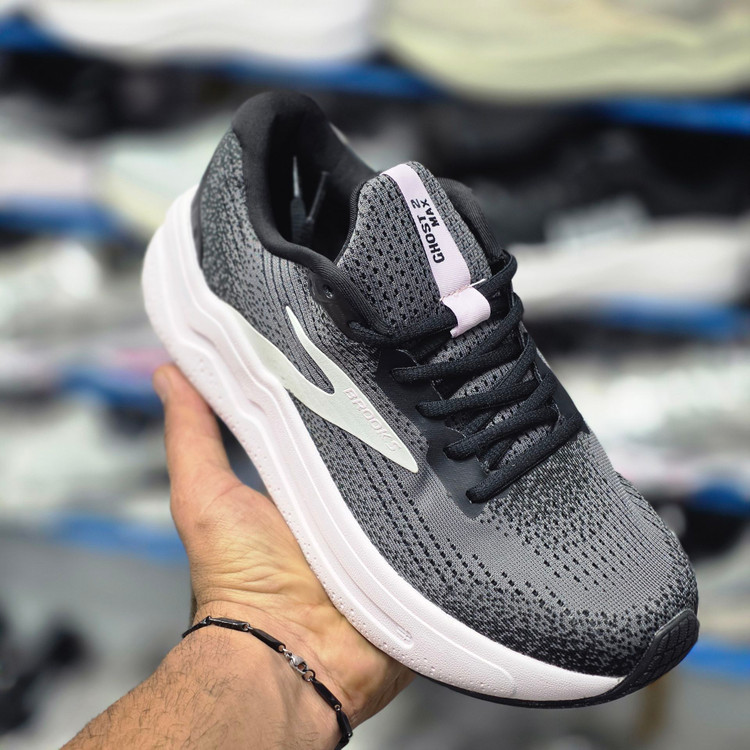 کتونی رانینگ و پیاده روی وارداتی بروکس گاست مکس ۲ Brooks ghost max 2 / اصل ویتنام / سایز ۴۰ ۴۱ ۴۲ ۴۳ ۴۴ ۴۵