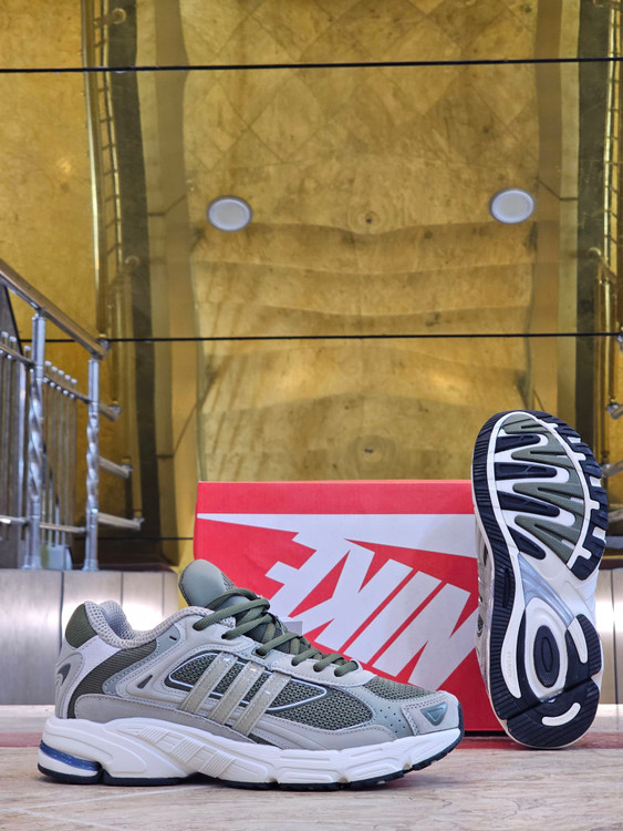 کتونی ادیداس ریسپانس CL/سایز 40 الی 45/Adidas Response CL/ساخت ویتنام /فروش تک و عمده/ضمانت کالا