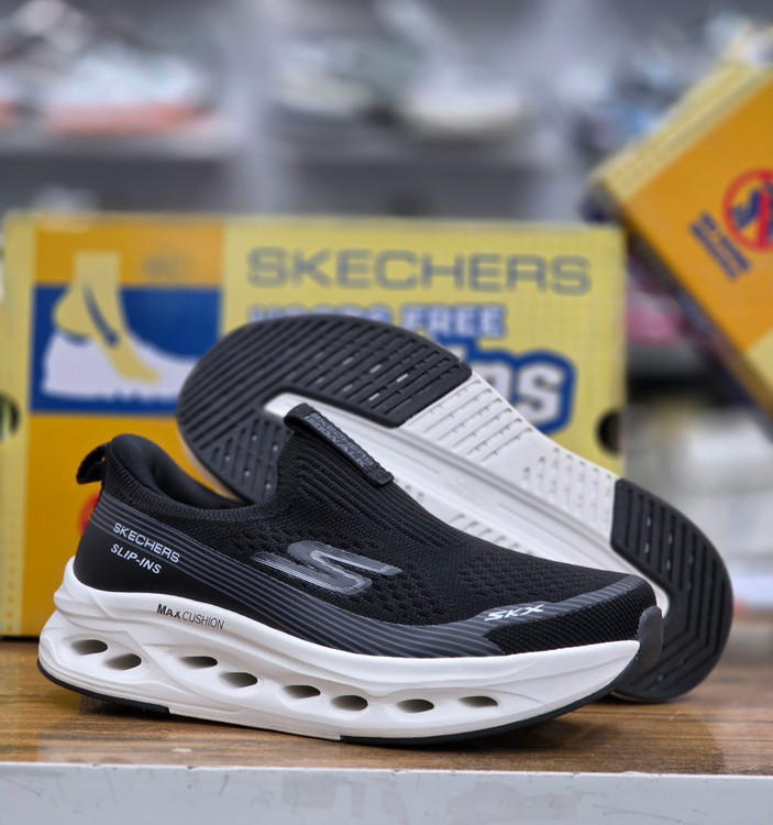 کتونی مسترکوالیتی اسکیچرز اسلیپ اینس / Skechers Slip Ins / سایزبندی ۳۷ تا ۴۰ / ساخت ویتنام/ فروش تک و عمده / ضمانت کالا