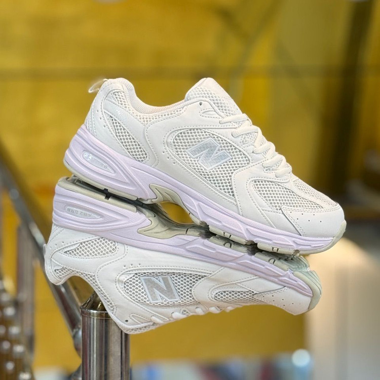 کتونی مسترکوالیتی نیوبالانس ۵۳۰ / سایز ۴۰ الی ۴۵ / New Balance 530 / ساخت ویتنام/ فروش عمده و تک
